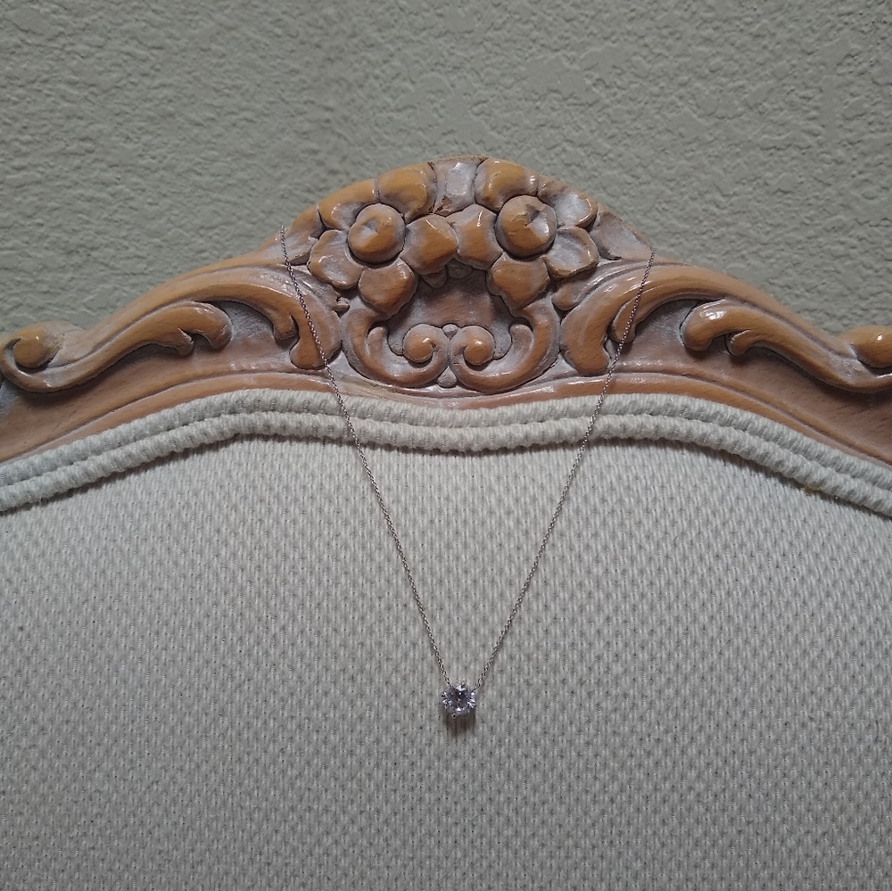 Melinda Maria The Monarch Round Cut Necklace Silver